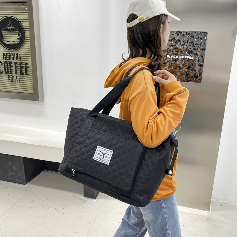 Expandable travel tote bag — product gallery photo 10 of 13