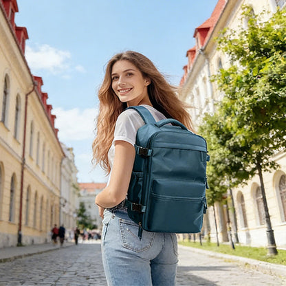Vacuum compression travel backpack — product gallery image 14